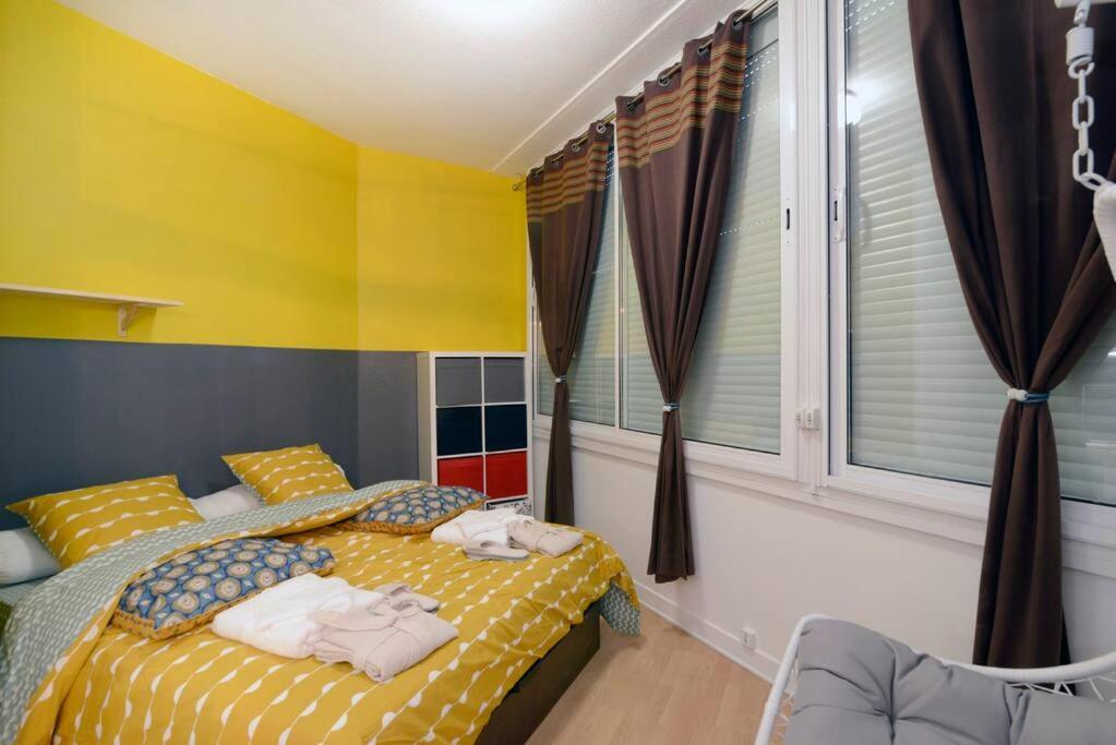 L'Accueil En Quai/T2/Gare/Wi-Fi Apartment อองกูแลม ภายนอก รูปภาพ